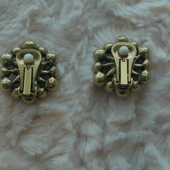 Heidi Daus Relaxed and Refined Beaded Crystal Drop Necklace & Earring - Picture 8 of 13